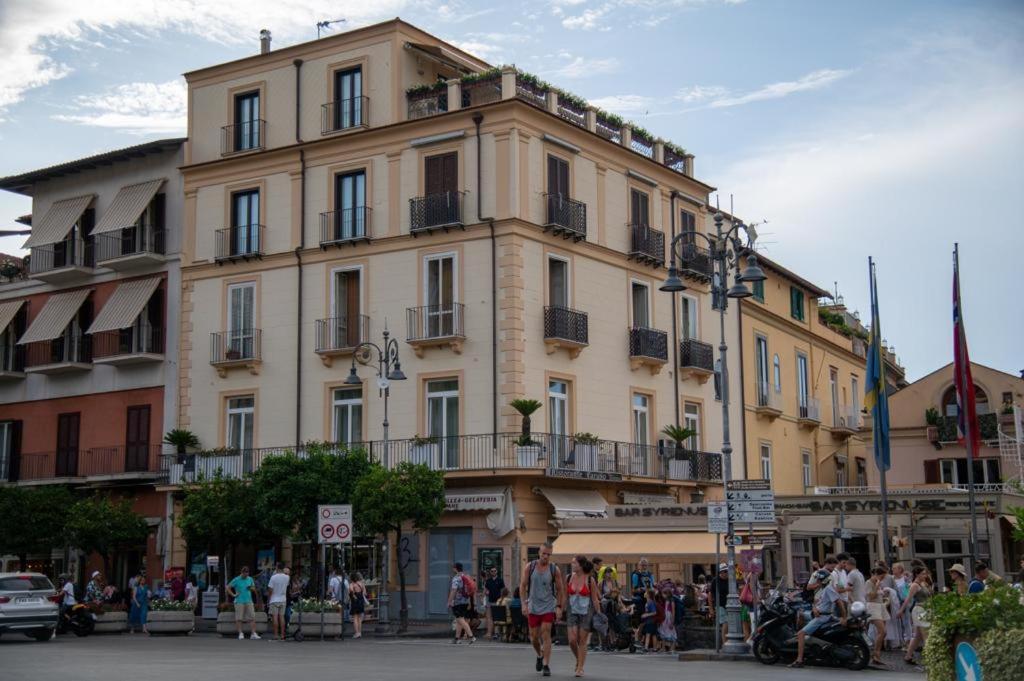 - Posizione Unica Nella Piazza Principale * Península Sorrentina