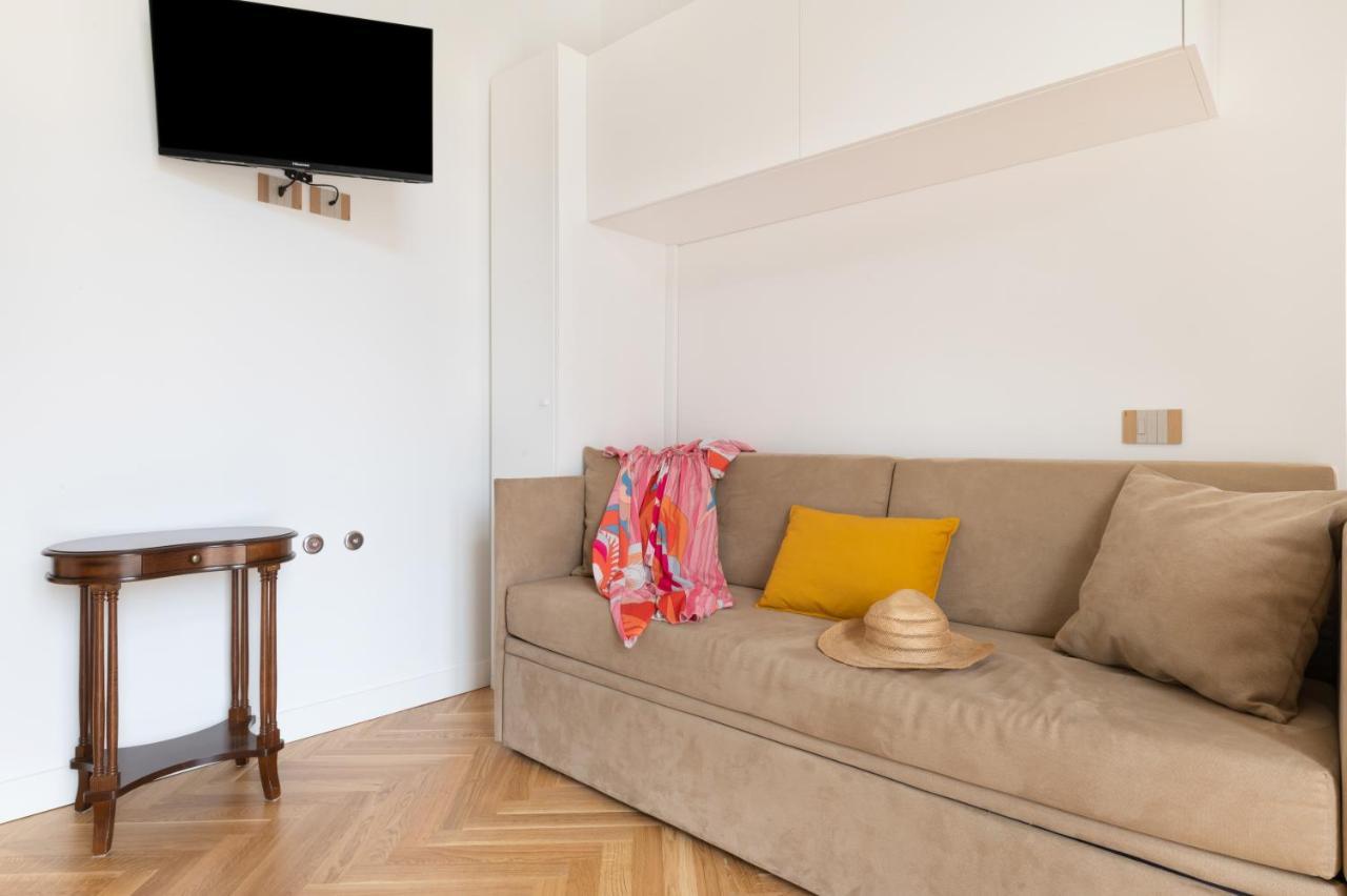 - Posizione Unica Nella Piazza Principale Apartamento